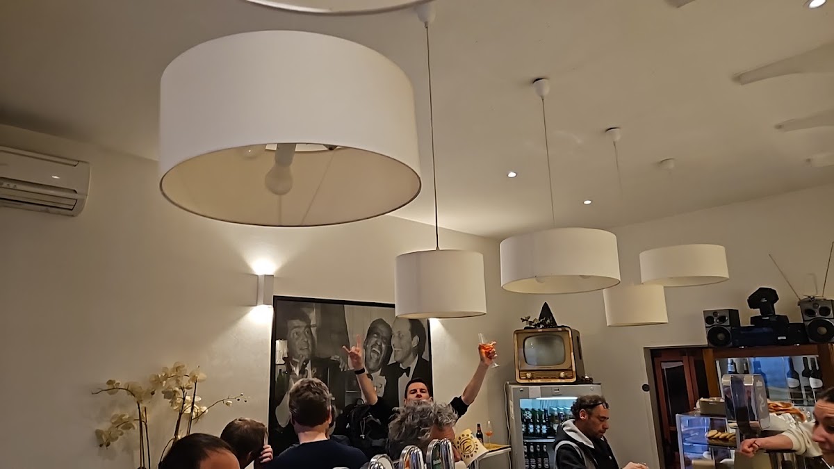 Caffé Nero — foto 1